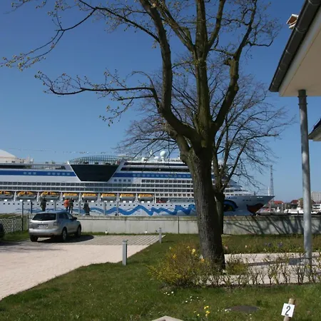 Lotsenhaus/traumschiff * Rostock