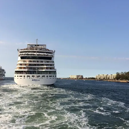 شقة Lotsenhaus/traumschiff