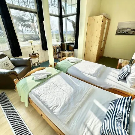 Lotsenhaus/traumschiff Rostock