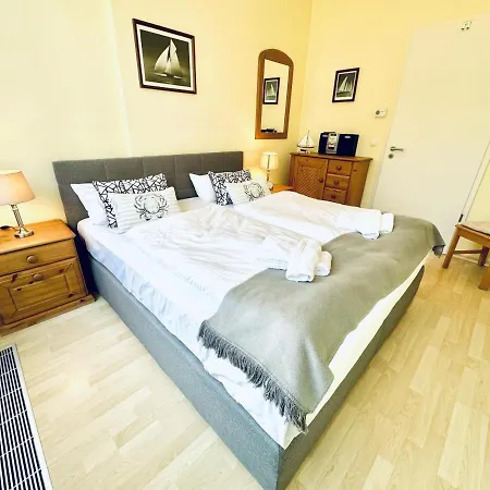 Lotsenhaus/traumschiff Appartement Rostock