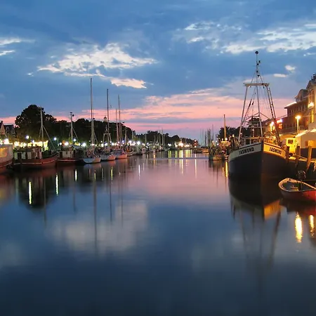 Lotsenhaus/traumschiff Rostock